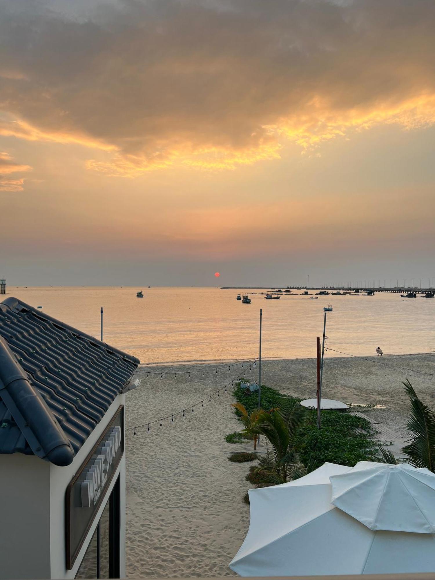 Wave Sound Beach House フーコック エクステリア 写真